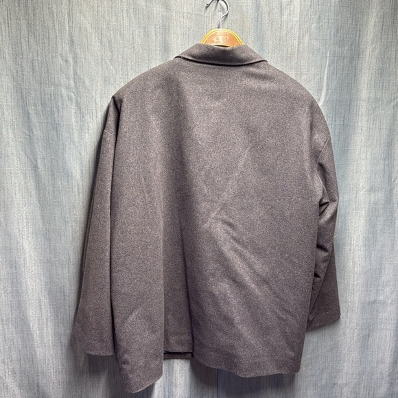 Gray blazer size 2-3X - Picture 7 of 7